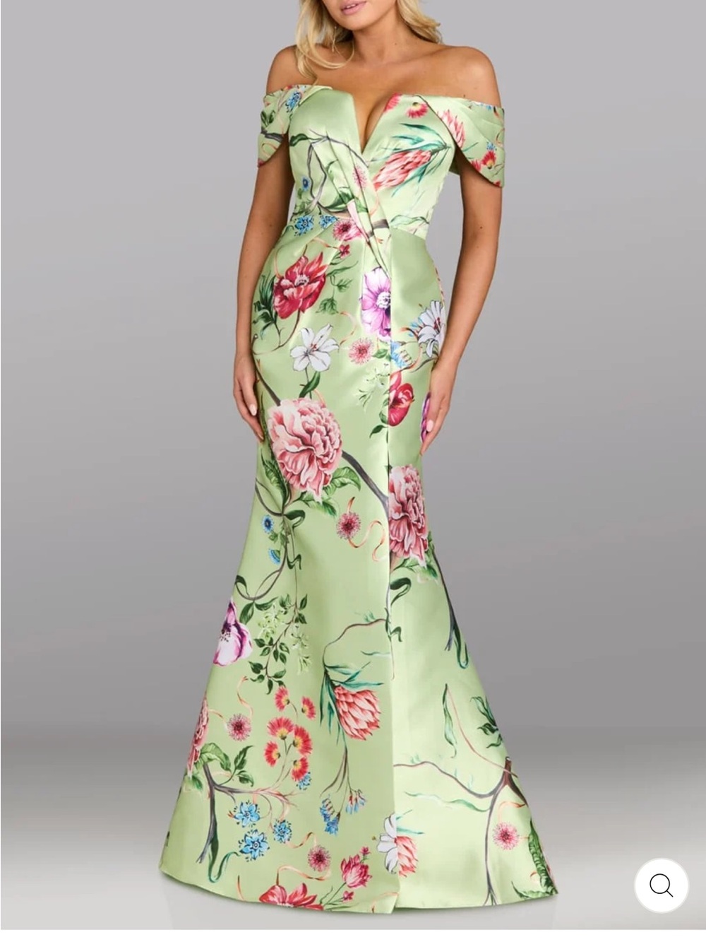 Feriani couture mother of the bride/groom dress! Size 14 altered to fit a 10/12